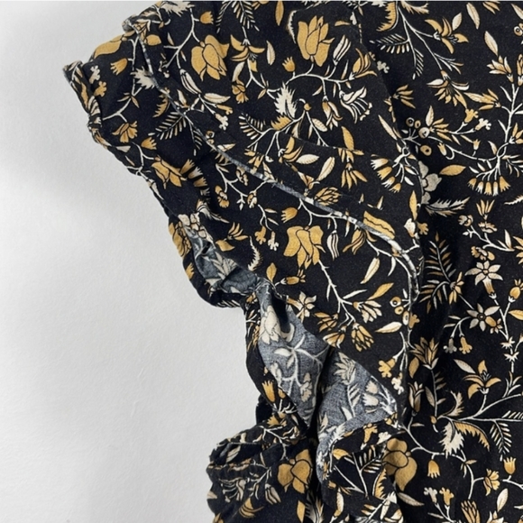 Angels 1X Flowy Ruffle Sleeve Peplum Top Ditsy Floral Mustard Black Blouse - Picture 10 of 10